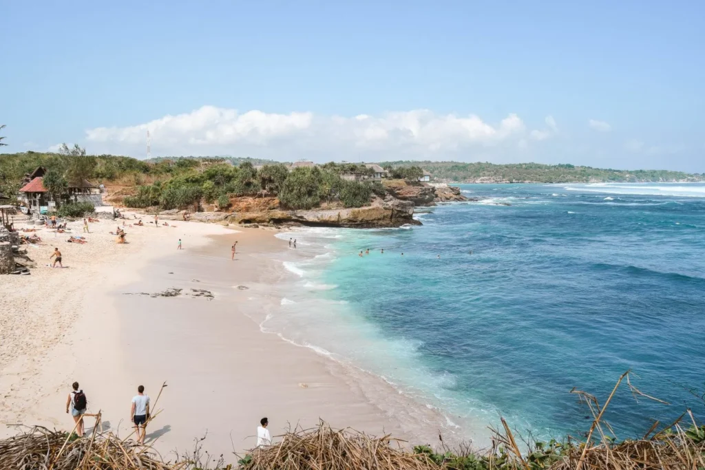 Dream-Beach-Nusa-Lembongan-Bali-1-1440x960.jpg